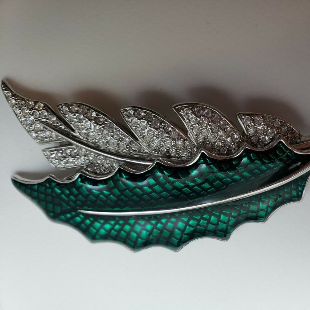 Vintage Green Textured Enamel Leaf White Rhineston